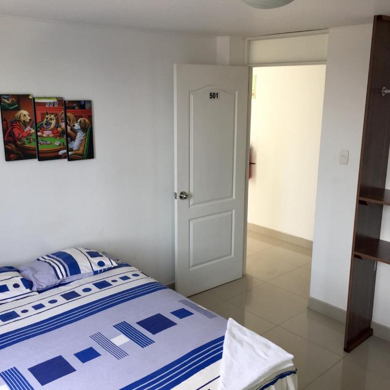 Hostal Sueños - Deluxe Queen Room - 2