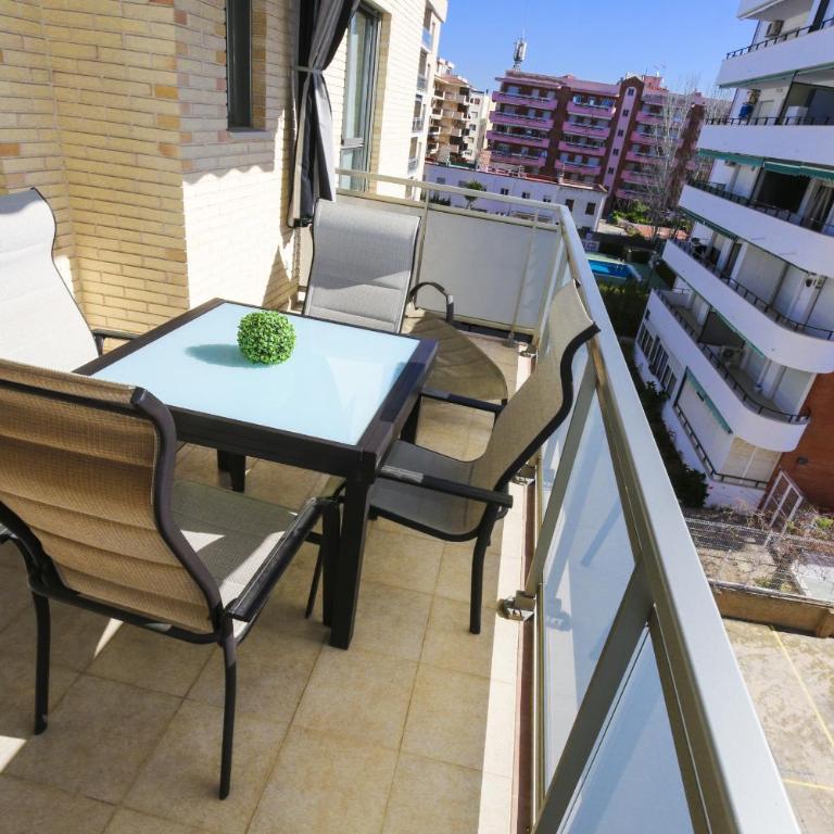 Maldivas Planet Costa Dorada - Apartment with Terrace - 26
