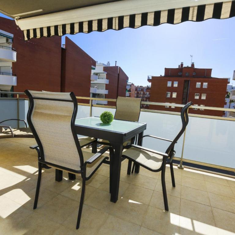 Maldivas Planet Costa Dorada - Apartment with Terrace - 4