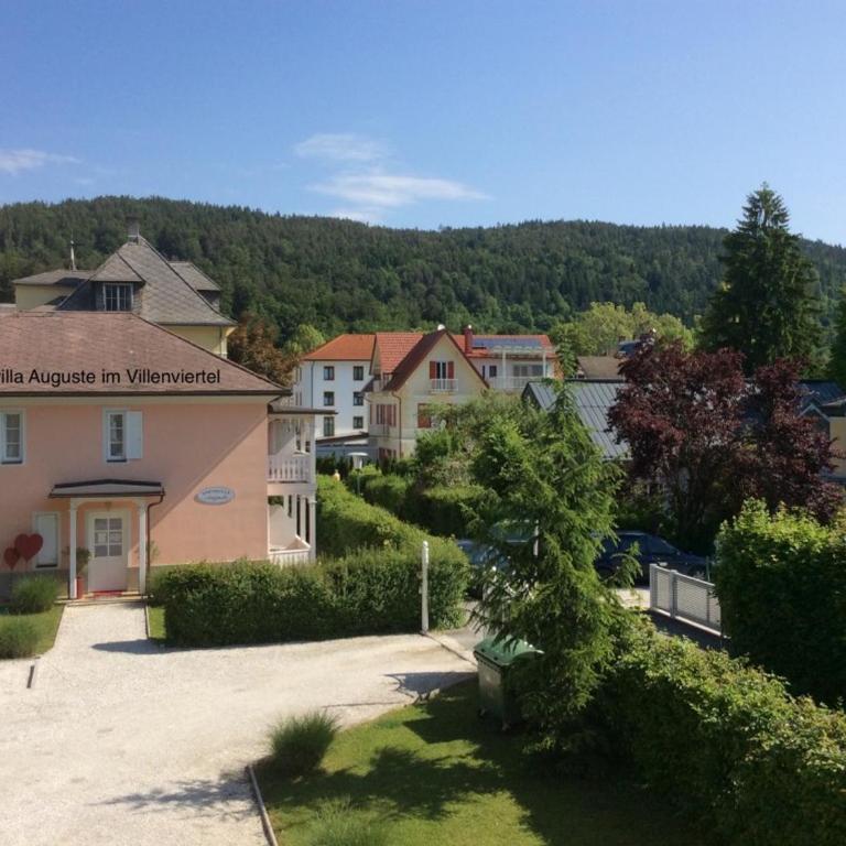 Villa Auguste - Apartment mit 1 Schlafzimmer - 1