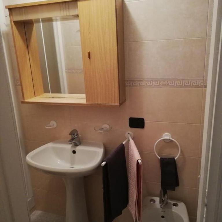CENTRO e PARCO 10 min - flat in Monza - Appartamento con 1 Camera da Letto - 9