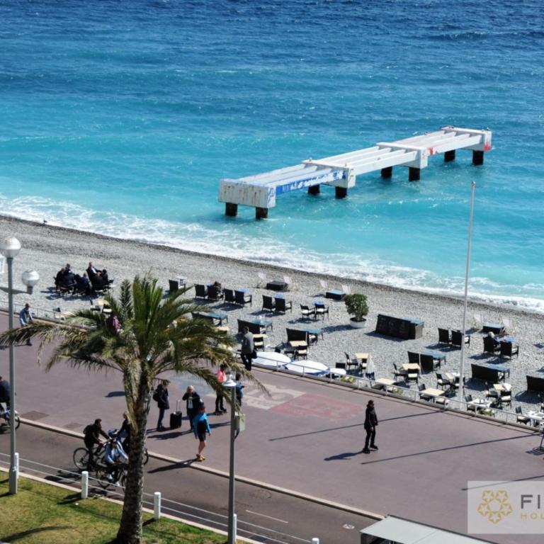 Le Majestic Promenade - Five Stars Holiday House - Appartement - 40