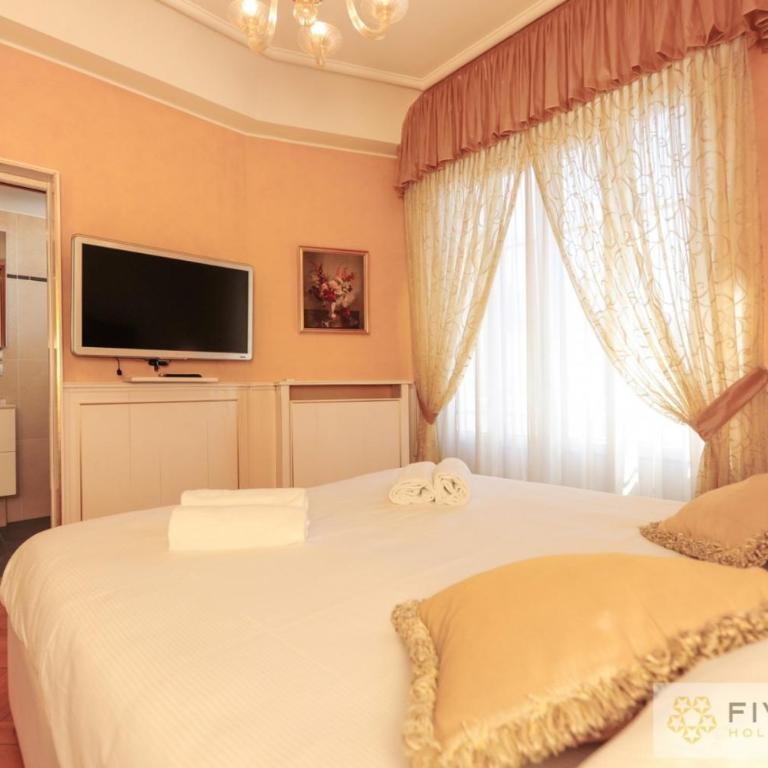 Le Majestic Promenade - Five Stars Holiday House - Appartement - 33