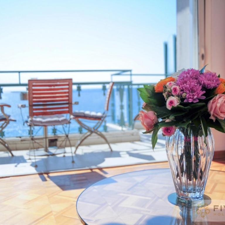 Le Majestic Promenade - Five Stars Holiday House - Appartement - 9