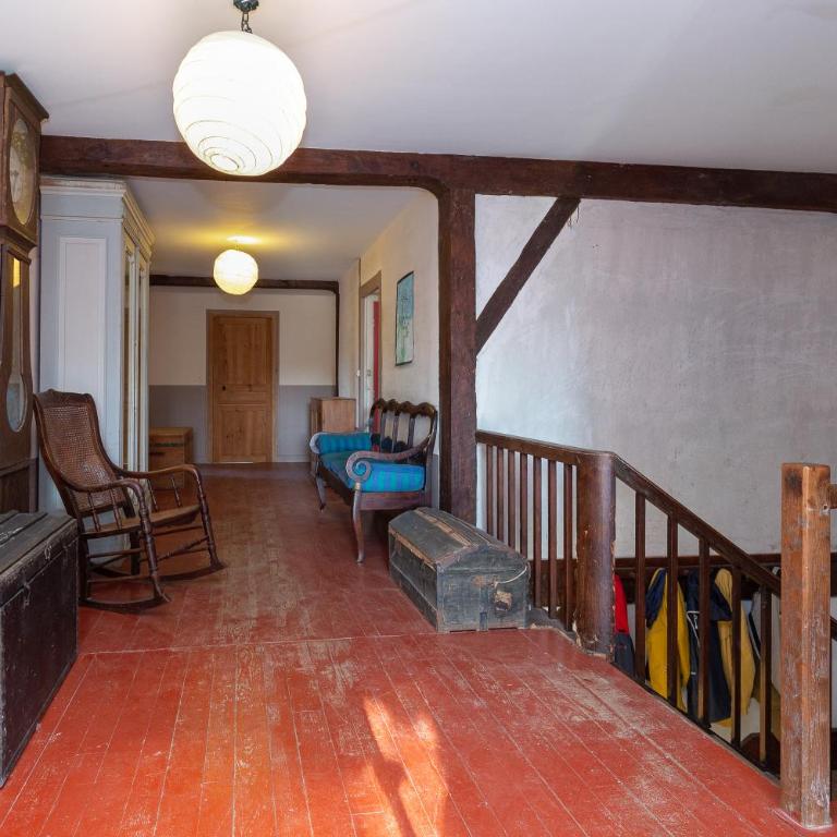 Le Grand Yote - Chambre Familiale avec Salle de Bains Commune - 9