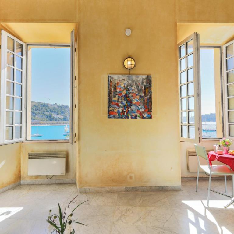 Quai des Marinières AP2015 by Riviera Holiday Homes - Appartement en Duplex - 12