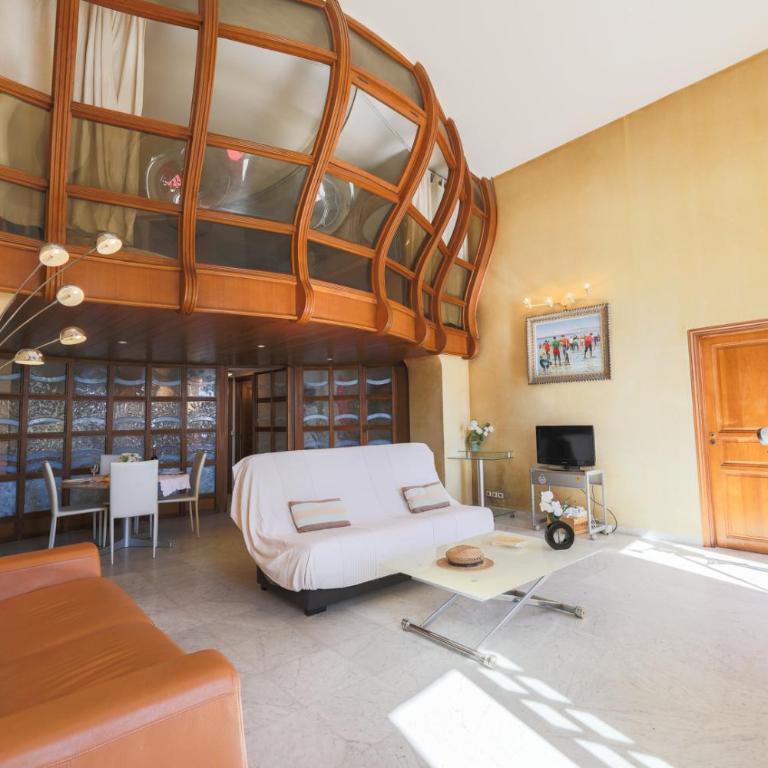 Quai des Marinières AP2015 by Riviera Holiday Homes - Appartement en Duplex - 11