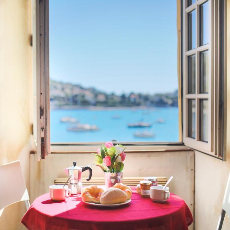 Quai des Marinières AP2015 by Riviera Holiday Homes - Appartement en Duplex - 17