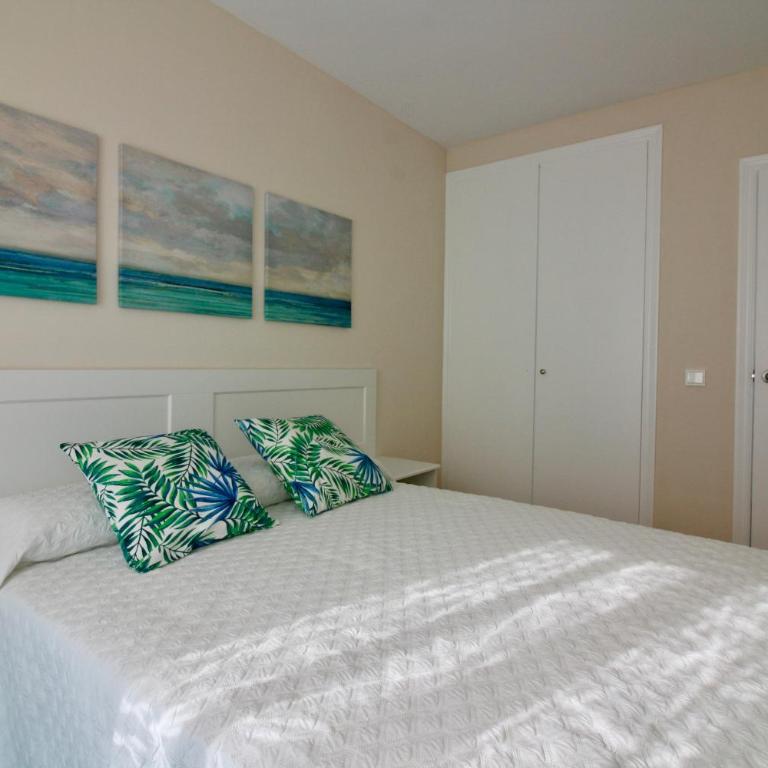 Apartamento con piscina y vistas al mar Aguamarina 36 - Apartamento de 3 dormitorios - 14