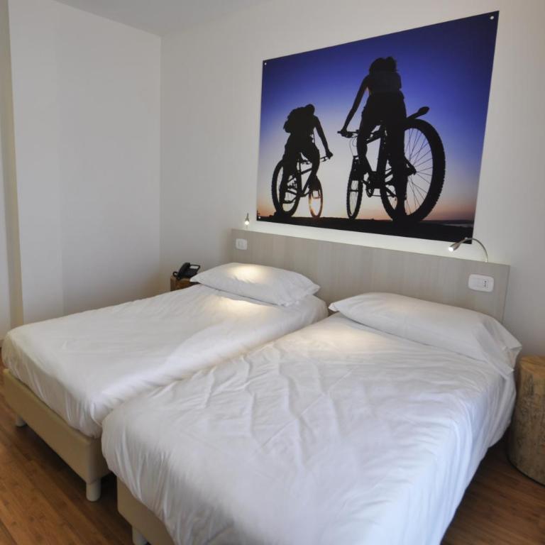 Energy Hotel - Doppel- oder Zweibettzimmer - 11