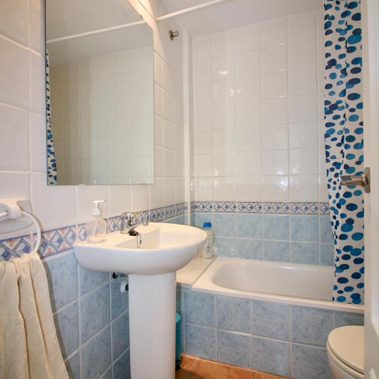 Apartamento con piscina y vistas al mar Aguamarina 36 - Apartamento de 3 dormitorios - 18