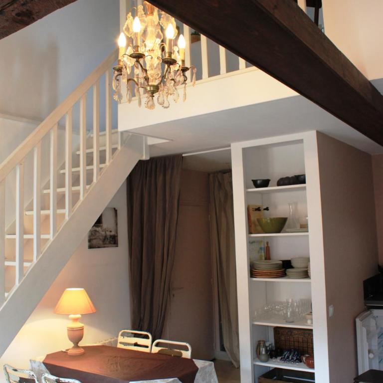 Bâtiment historique le long du canal du Thiou - Historic building along Thiou Canal - One-Bedroom Apartment (2 Adults) - 9