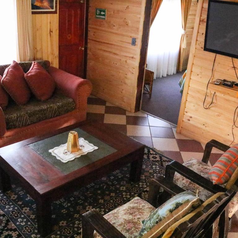 Cabañas Los Tilos - Four-Bedroom House (7 Adults) - 11