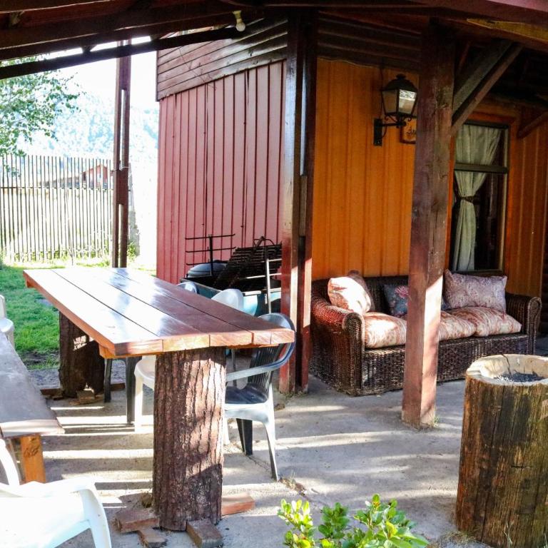 Cabañas Los Tilos - Four-Bedroom House (9 Adults) - 3
