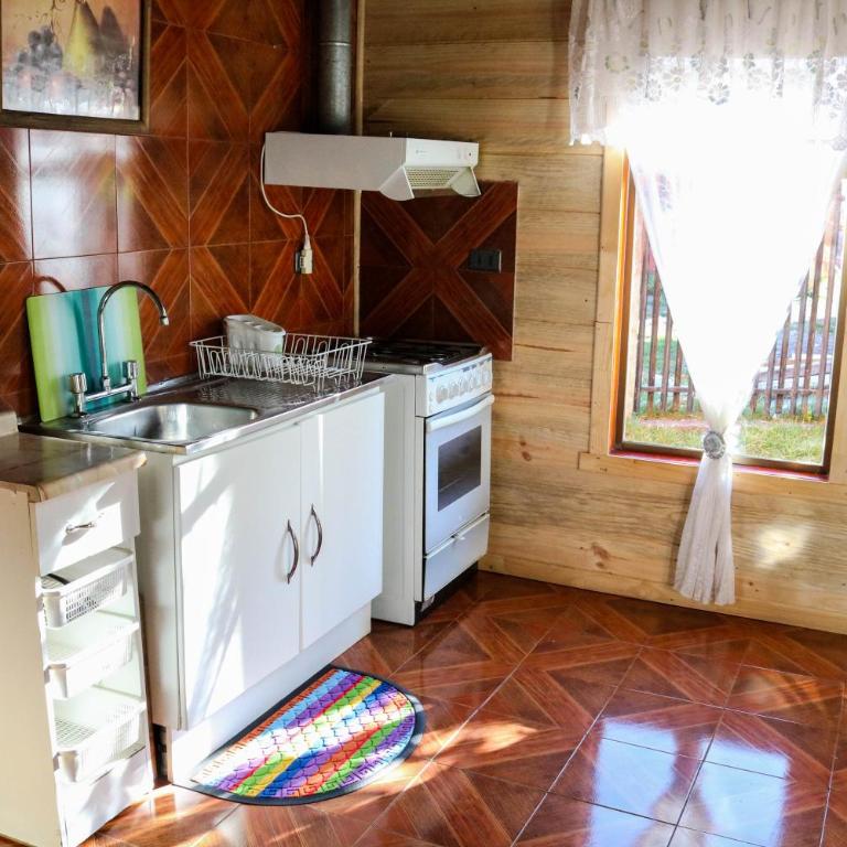 Cabañas Los Tilos - Four-Bedroom House (9 Adults) - 12