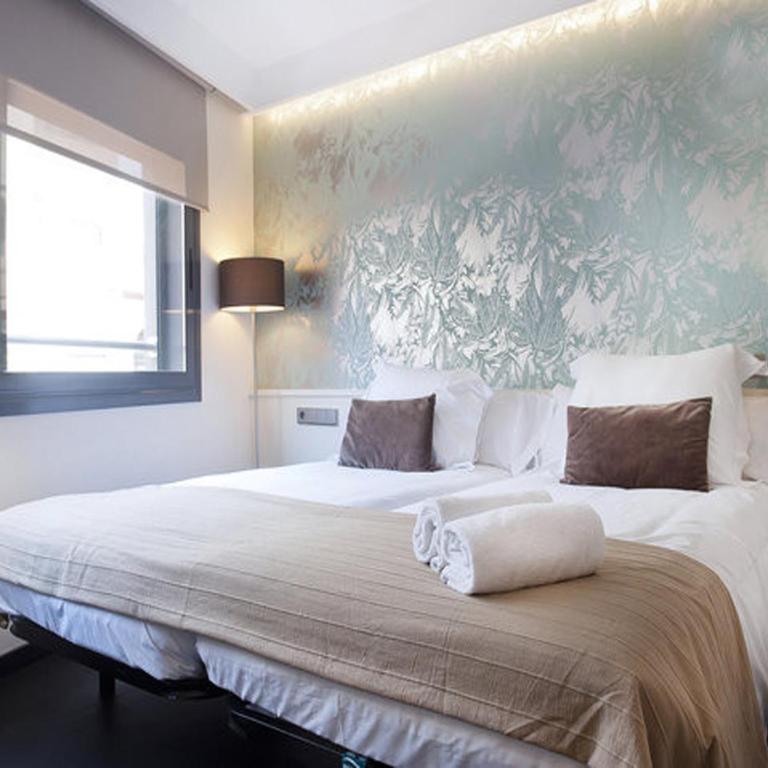 Barcelona Fifteen central Aparthotel - Deluxe Twin Room - 12