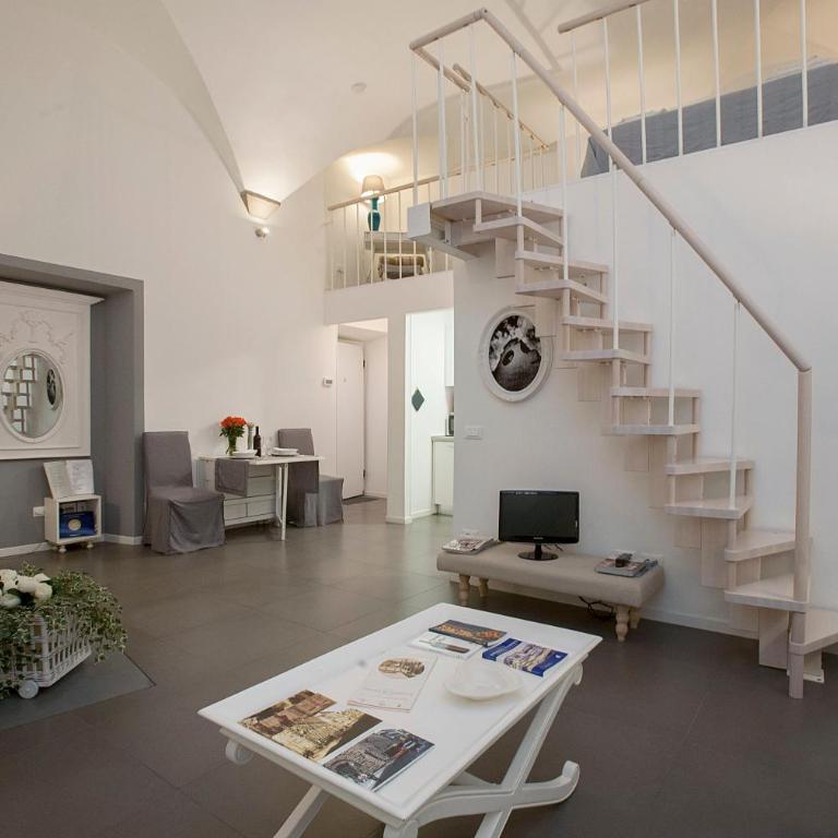 La Casa Bianca - Apartment - Split Level - 8