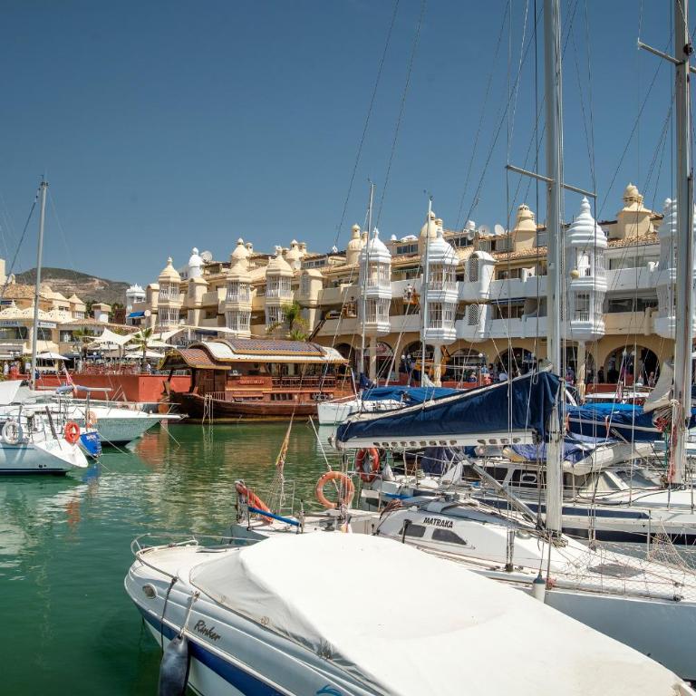 Seaside Marina Apartment - Apartamento con terraza - 35