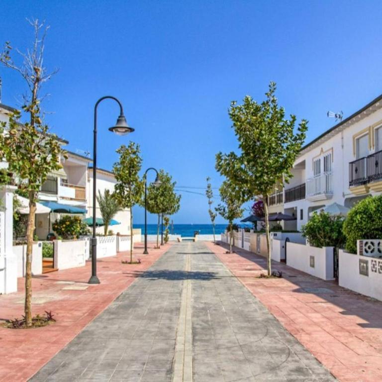 Amazing Villa in El Faro - Villa - 28