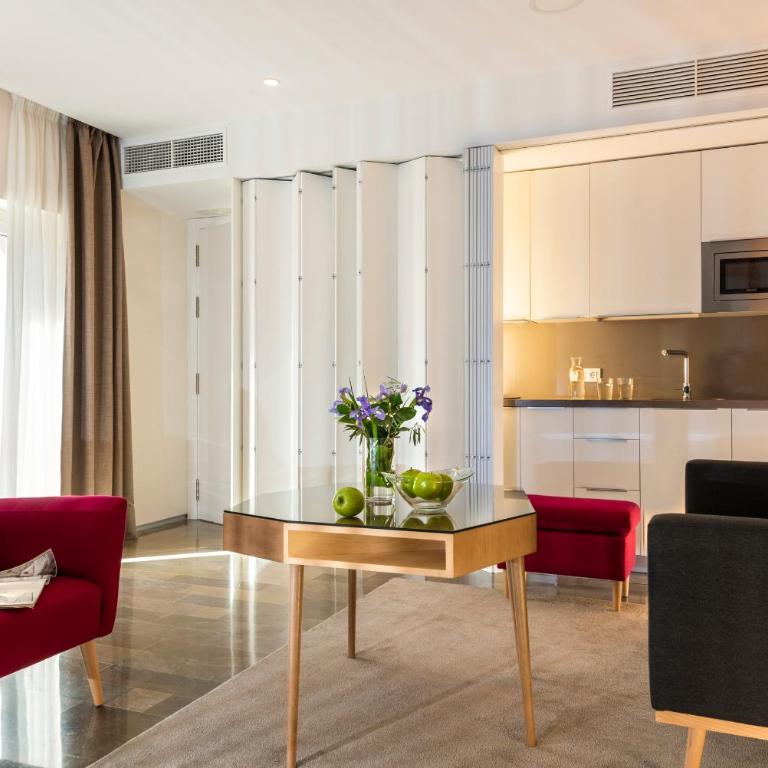 Torre Homenaje Historical Suites - Apartamento con balcón - 1