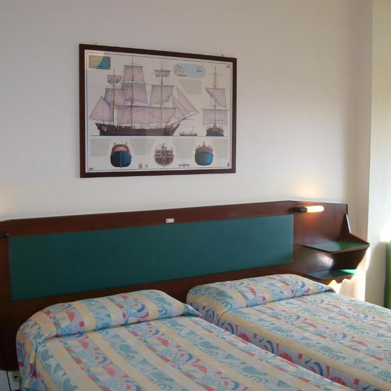 Hotel Robinia - Camera Matrimoniale/Doppia con Letti Singoli con Vista Mare - 12
