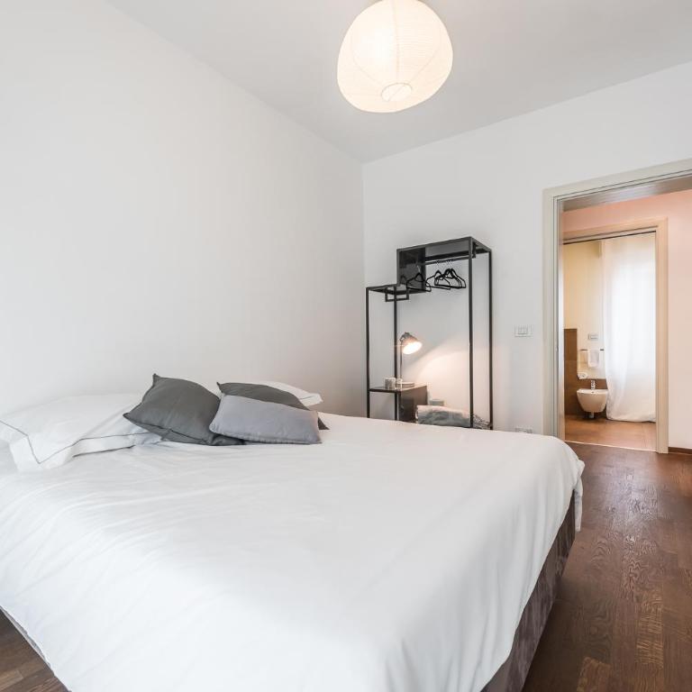 Emilia Suite Life - Appartamento con 3 Camere da Letto - 24