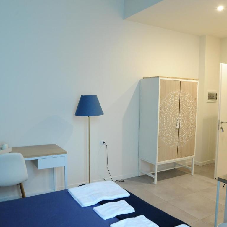 Milano Dreams - Small Double Room - 8