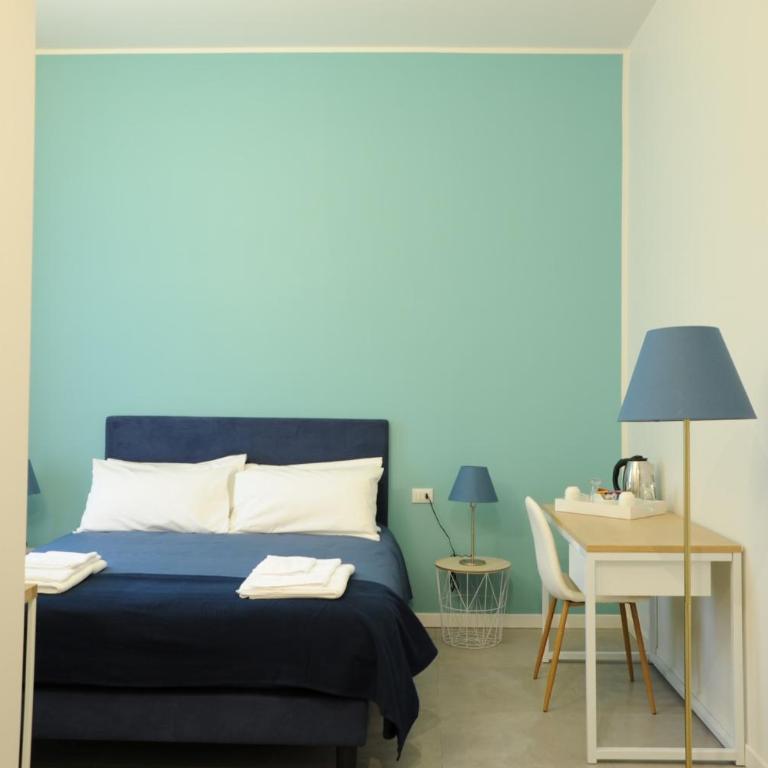 Milano Dreams - Small Double Room - 11