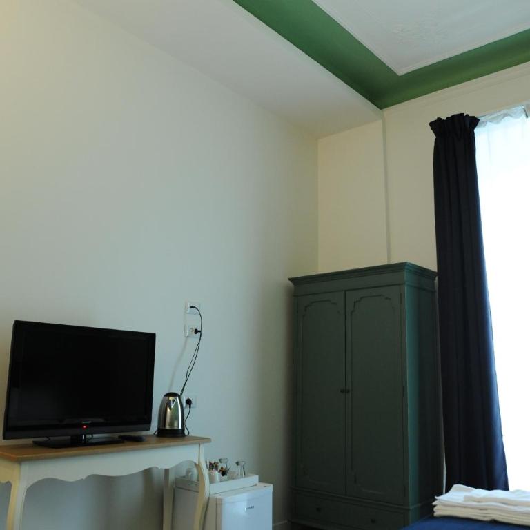 Milano Dreams - Double Room with Private Bathroom - 5
