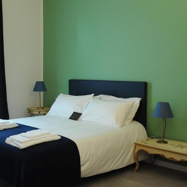 Milano Dreams - Double Room with Private Bathroom - 13