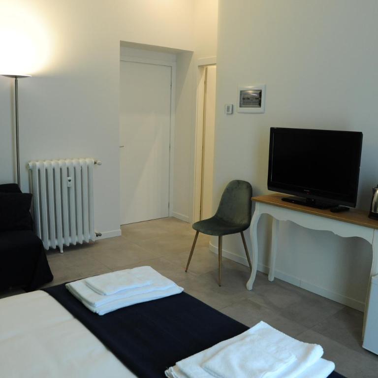 Milano Dreams - Double Room with Private Bathroom - 6