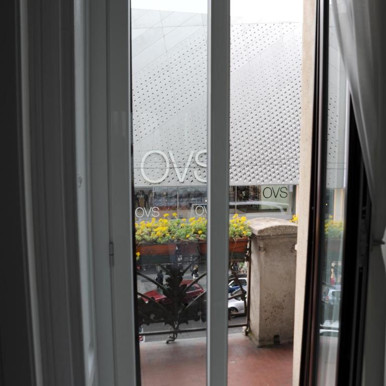 Milano Dreams - Double Room with Private Bathroom - 15