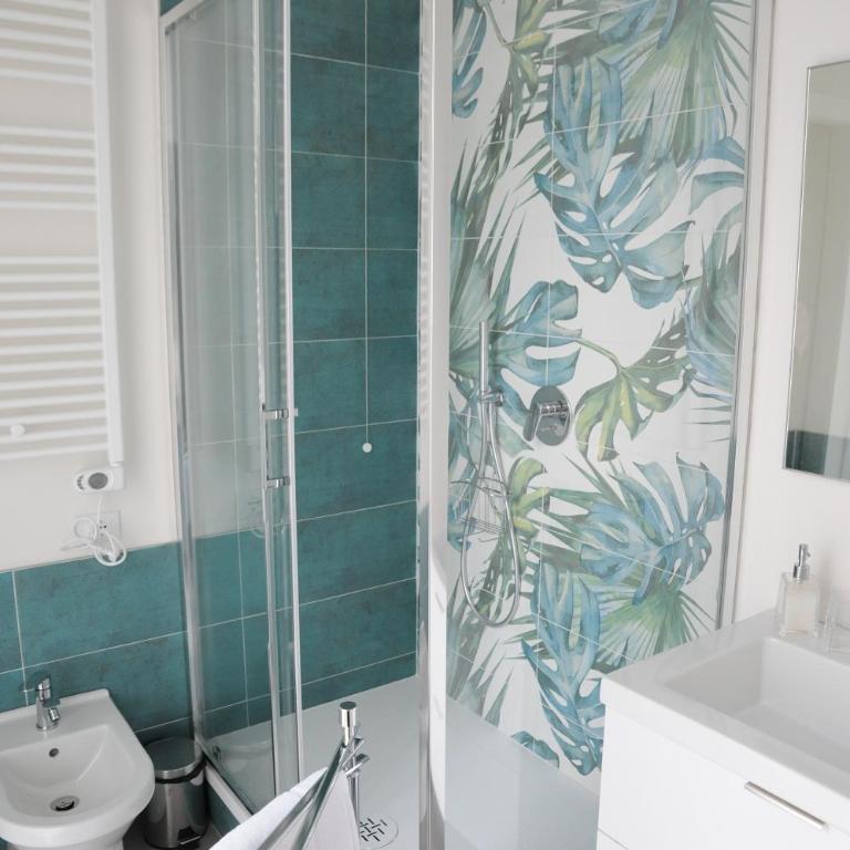 Milano Dreams - Double Room with Private Bathroom - 17