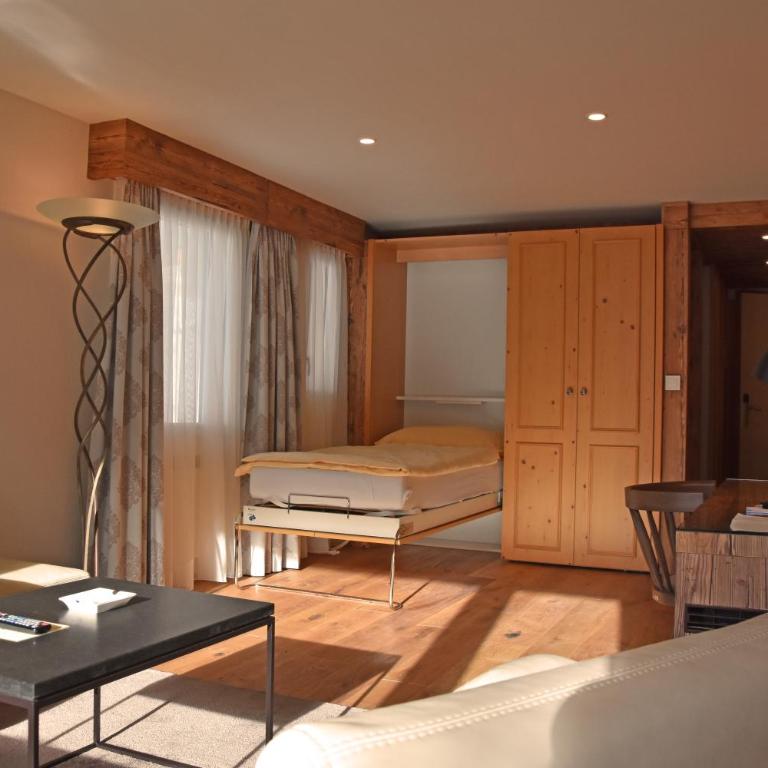 Eiger Mürren Swiss Quality Hotel - Family Suite forest side - 5