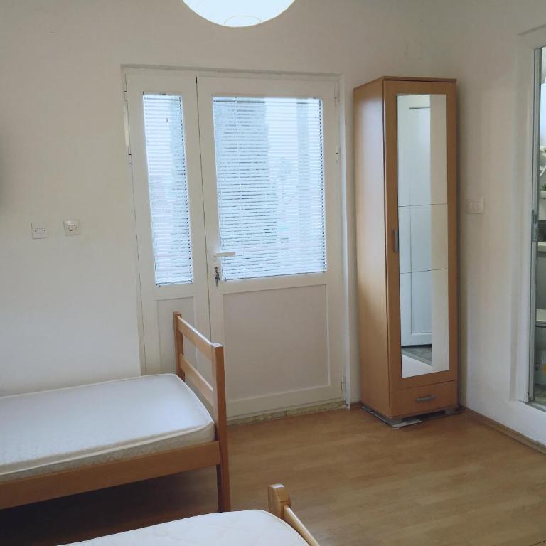 Zemunella Guest House - Studio Apartment - 7
