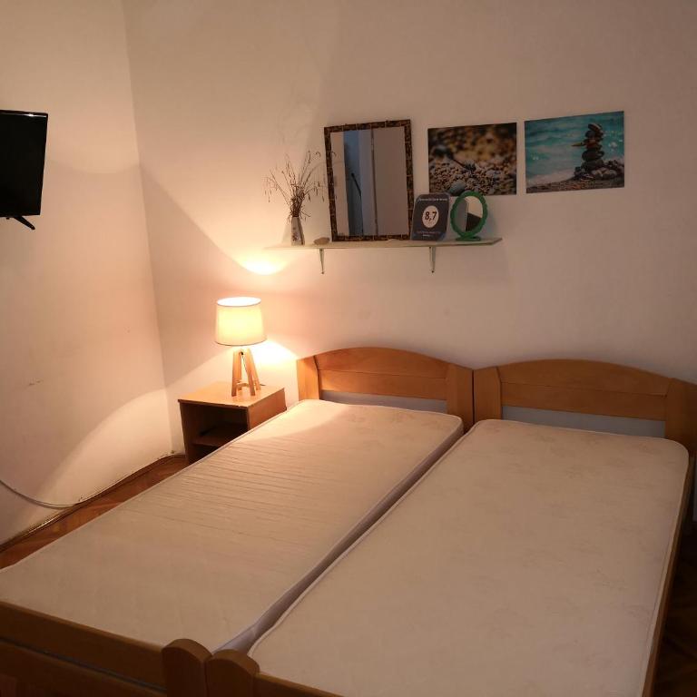 Zemunella Guest House - Large Double Room - 8