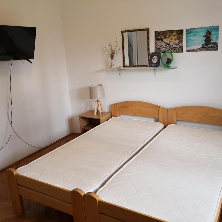 Zemunella Guest House - Large Double Room - 19
