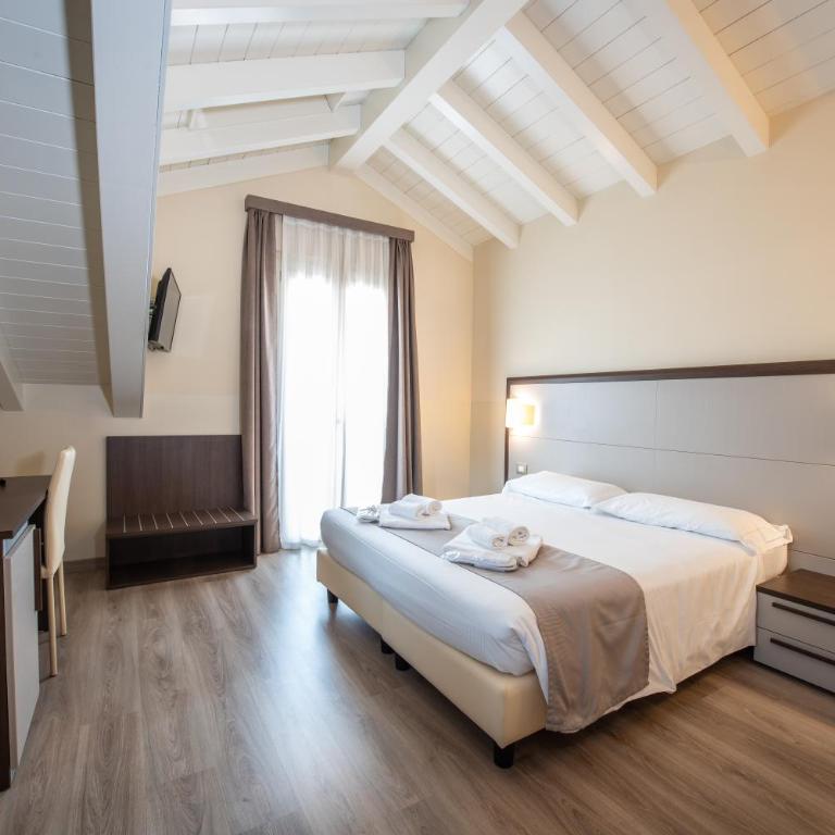 Hotel Rosa - Suite Junior con Vista Montagna - 9