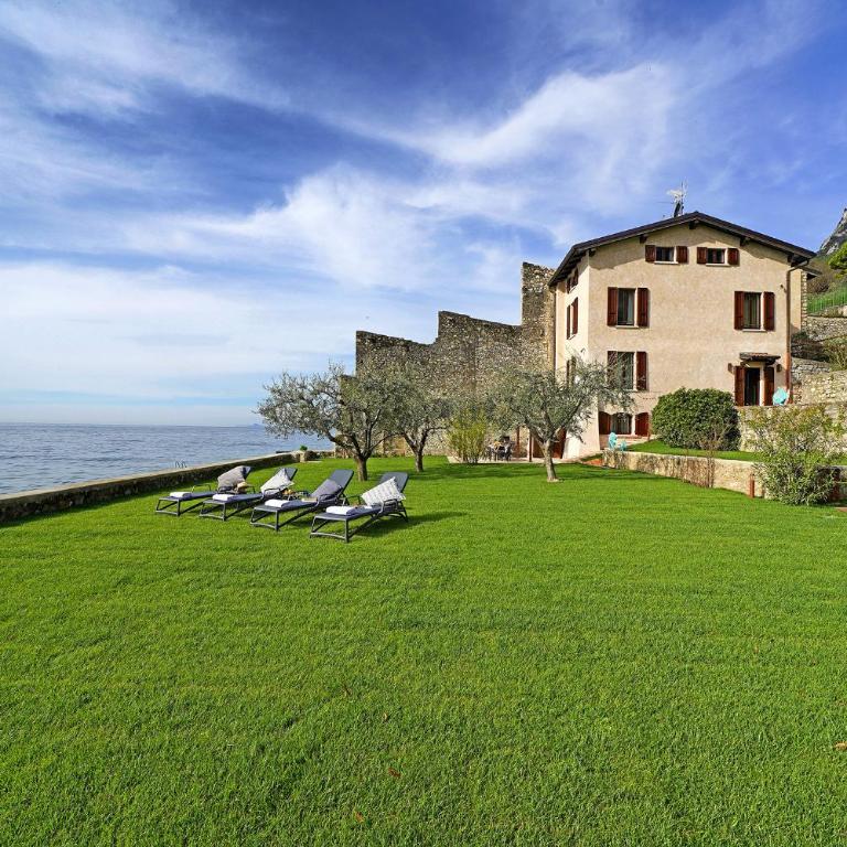 Villa Victoria: luxury waterfront villa with splendid views - Villa Fronte Spiaggia - 3