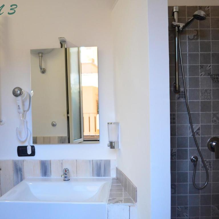 Gianicolo Country Room - Camera Tripla con Bagno Privato - 8