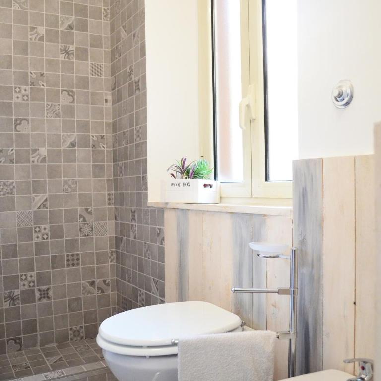 Gianicolo Country Room - Camera Tripla con Bagno Privato - 9