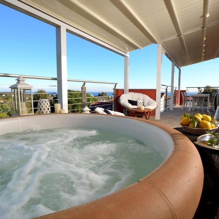 Villa Giovanna con terrazza panoramica, Jacuzzi e sauna - Casa con 2 Camere da Letto - 25