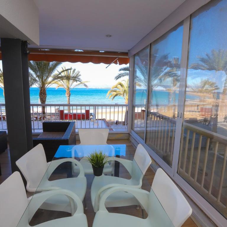 DIFFERENTFLATS Altair - Apartamento de 3 dormitorios con vistas al mar - 16