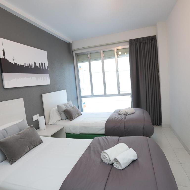 DIFFERENTFLATS Bello Horizonte - Four-Bedroom Apartment with Sea View - 10