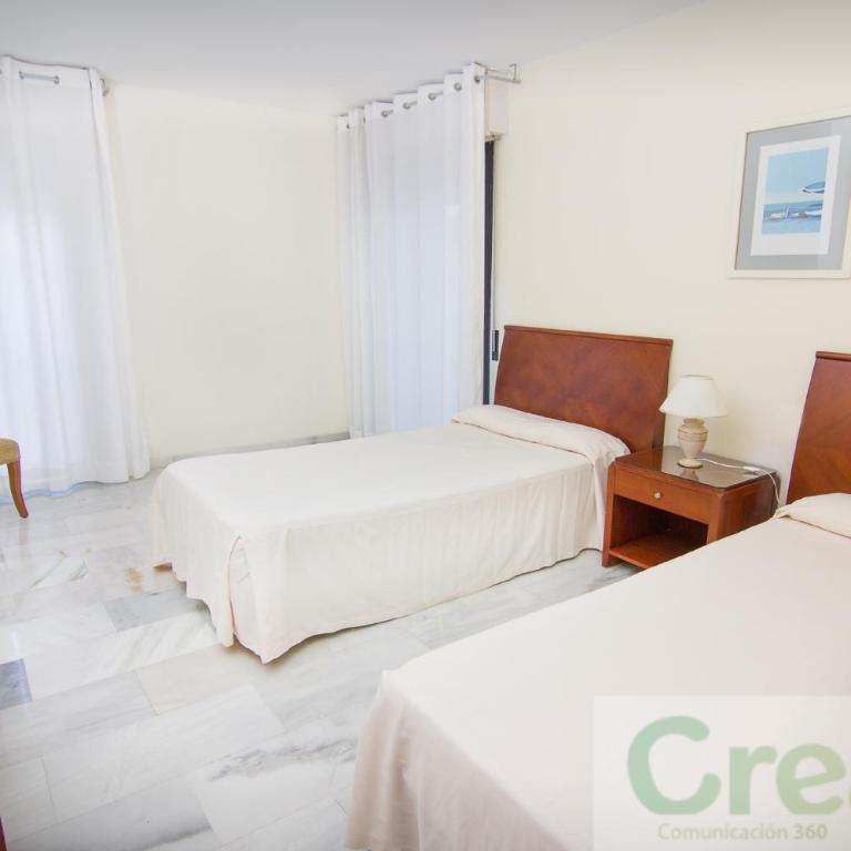 Park Plaza Suites Apartamentos - Apartamento de 2 dormitorios con vistas al mar (4 adultos) - 5