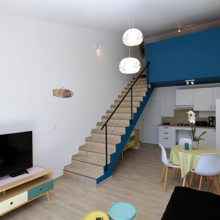 Sous Les Pins gîtes et chambres d'hôtes - Maison 1 Chambre - 23