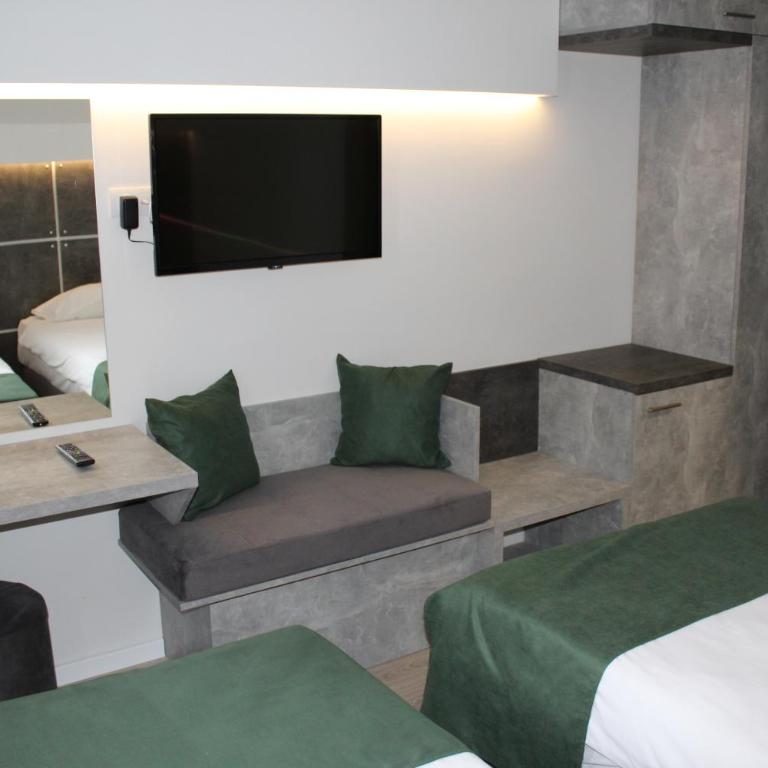 Hotel Grand - Deluks Dvokrevetna Soba sa Bračnim Krevetom/Zasebnim Krevetima - 3