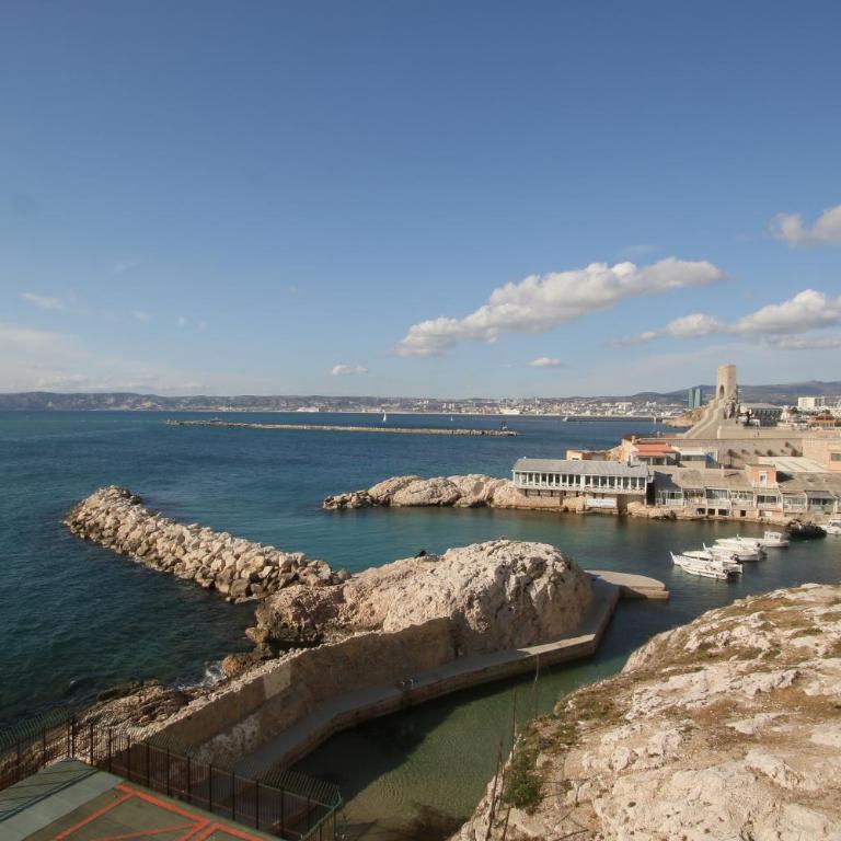 Stud terras Ville Corniche 2 pers stat gratuit rue Modif suivt possib et accord exclusif - Studio avec Terrasse - 24
