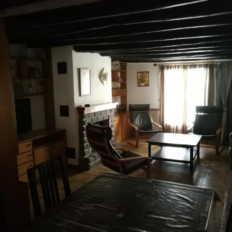 Casa Murillo - Apartment with Balcony - 11