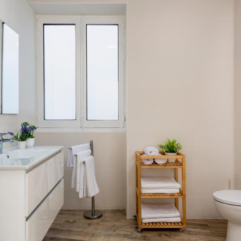 Genteel Home Zegrí - Apartamento Deluxe de 4 dormitorios - 8